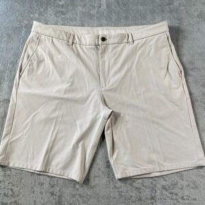 Arkansas Razorback Johnnie O Shorts Men 38 Beige Prepformance Football College